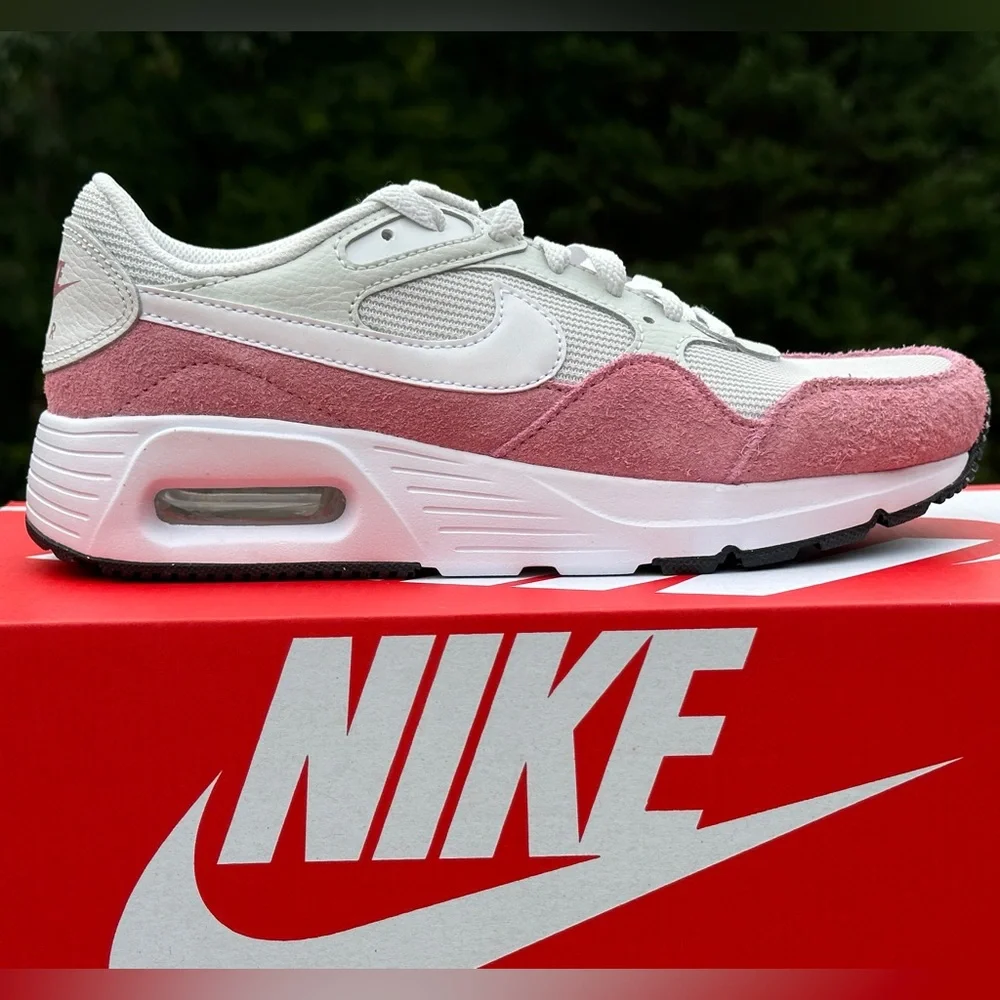 Nike Air Max SC Low Casual Sneaker - fits Youth Sizes 5Y and 6Y NEW